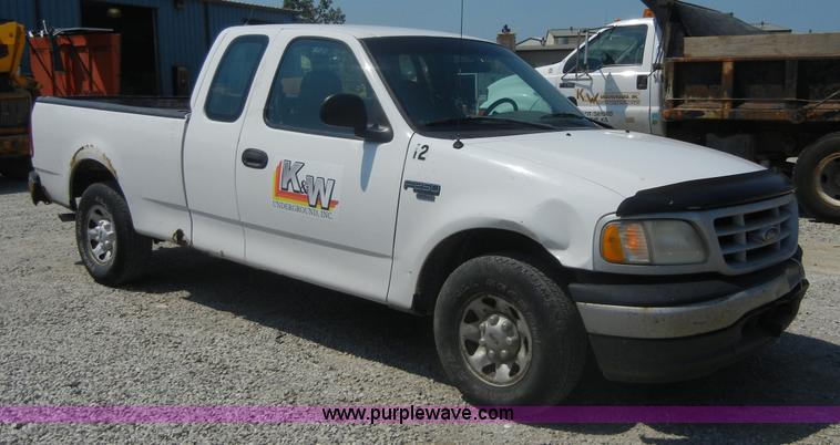 image for item A3009 1999 Ford F250 extended cab pickup truck