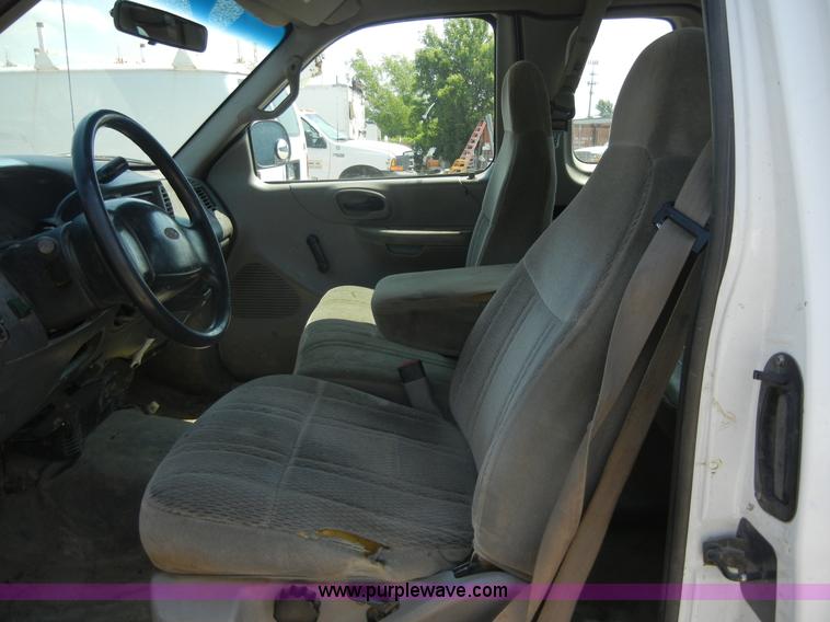 image for item A3009 1999 Ford F250 extended cab pickup truck