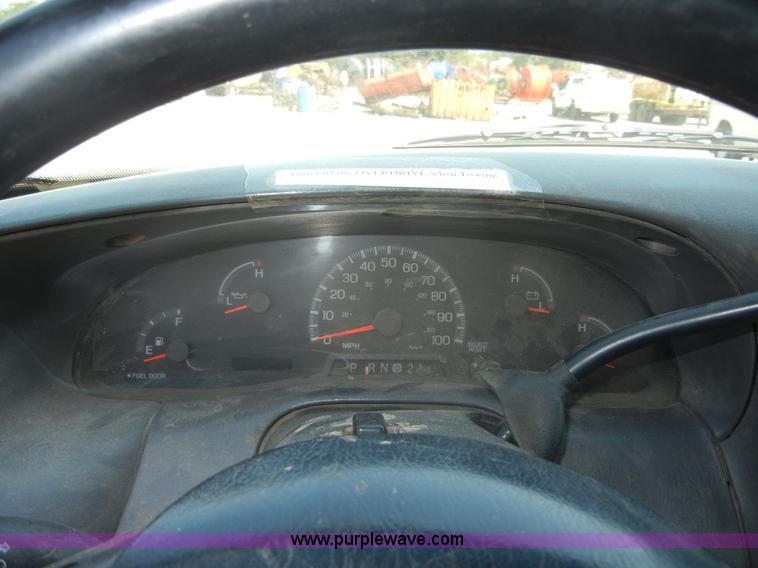 image for item A3009 1999 Ford F250 extended cab pickup truck