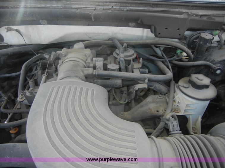 image for item A3009 1999 Ford F250 extended cab pickup truck