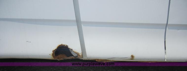 image for item A3009 1999 Ford F250 extended cab pickup truck