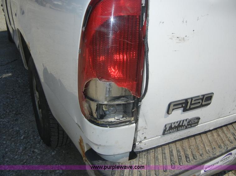 image for item A3009 1999 Ford F250 extended cab pickup truck