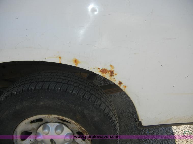 image for item A3009 1999 Ford F250 extended cab pickup truck