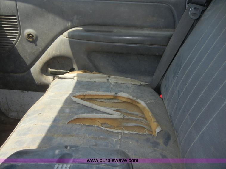 image for item A3010 1996 Ford F450 Super Duty pickup truck