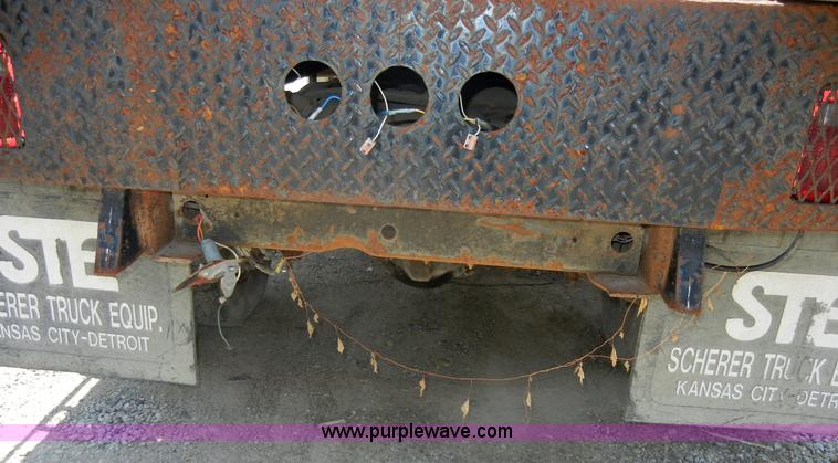 image for item A3010 1996 Ford F450 Super Duty pickup truck