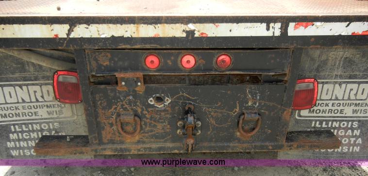 image for item A3012 2000 Ford F450 XL Super Duty pickup truck