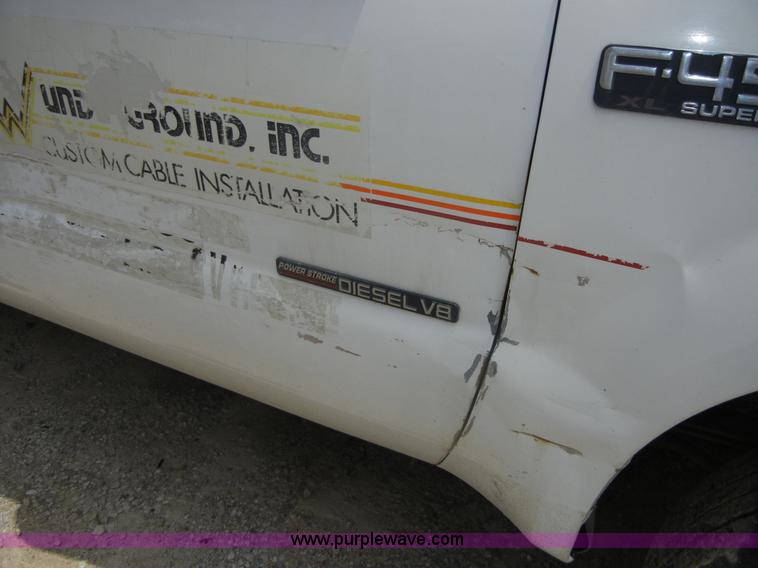 image for item A3012 2000 Ford F450 XL Super Duty pickup truck