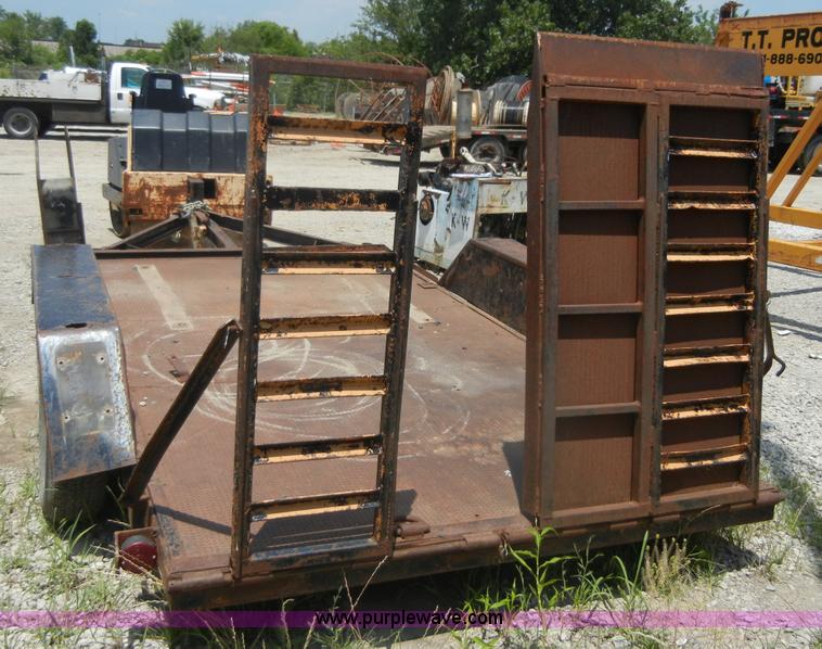 image for item A3017 1979 JFW 11' tandem axle trailer