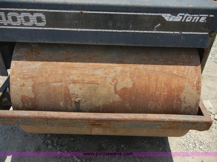 image for item A3018 Stone AVR4000 asphalt roller