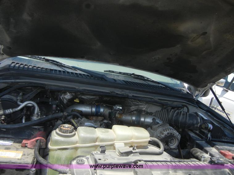 image for item A3021 1999 Ford F550 XL Super Duty pickup truck