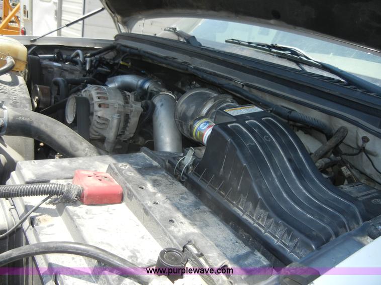 image for item A3021 1999 Ford F550 XL Super Duty pickup truck