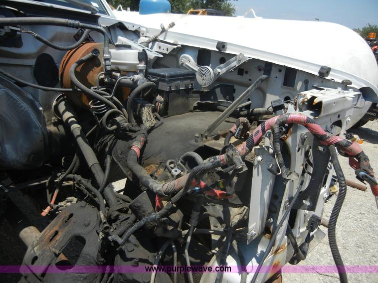 image for item A3022 1997 Ford F250 Heavy Duty crew cab pickup truck