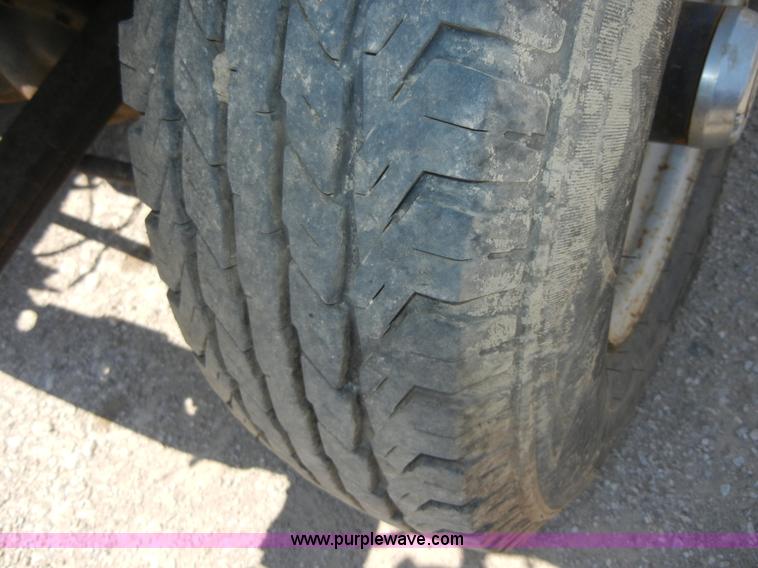 image for item A3022 1997 Ford F250 Heavy Duty crew cab pickup truck