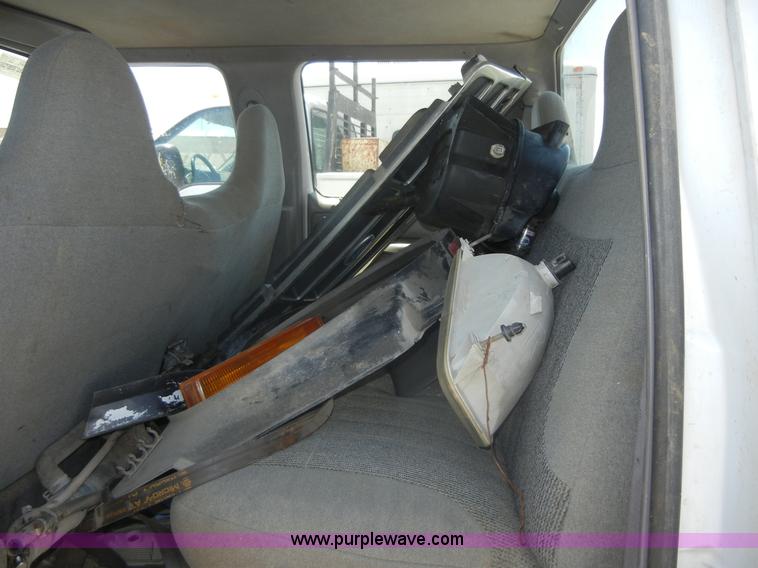 image for item A3022 1997 Ford F250 Heavy Duty crew cab pickup truck