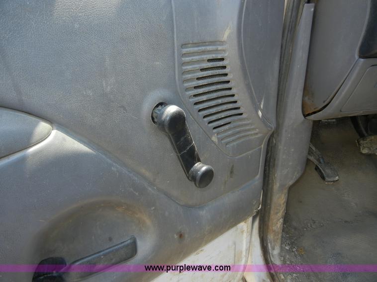 image for item A3022 1997 Ford F250 Heavy Duty crew cab pickup truck