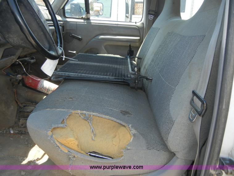 image for item A3022 1997 Ford F250 Heavy Duty crew cab pickup truck