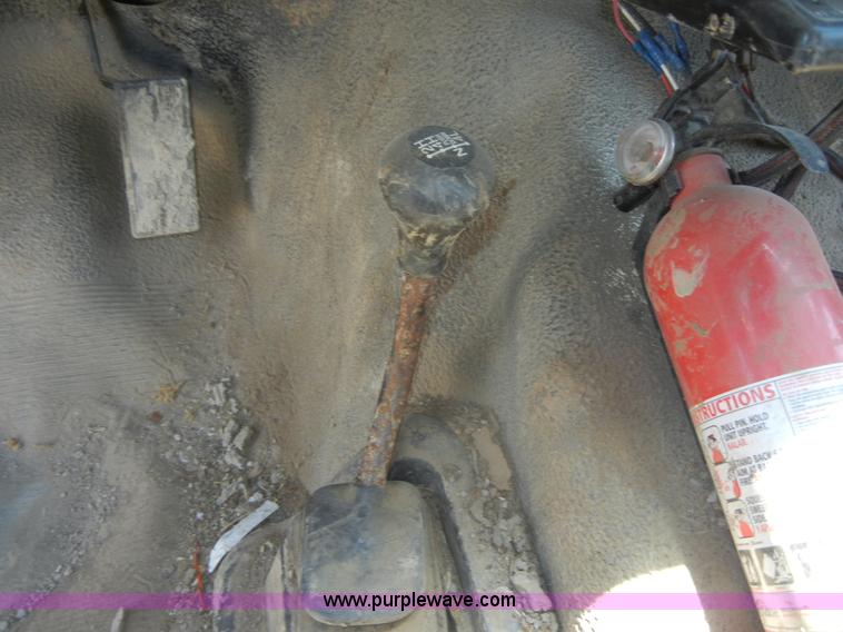 image for item A3022 1997 Ford F250 Heavy Duty crew cab pickup truck