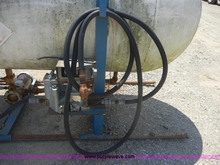 image for item A3023 500 gallon propane tank