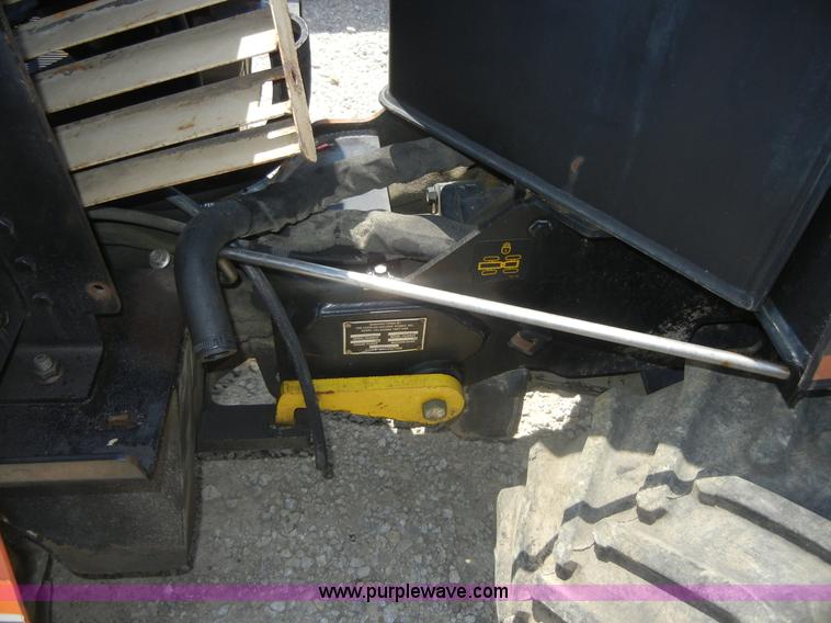 image for item A3024 Ditch Witch 410SXD 4' trencher