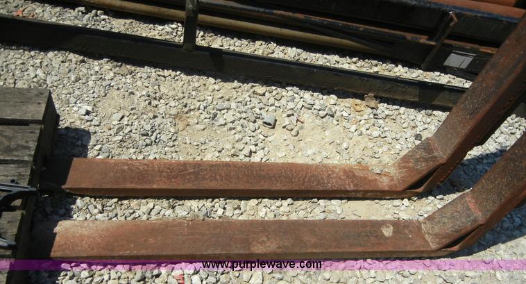 image for item A3027 45"L backhoe forks