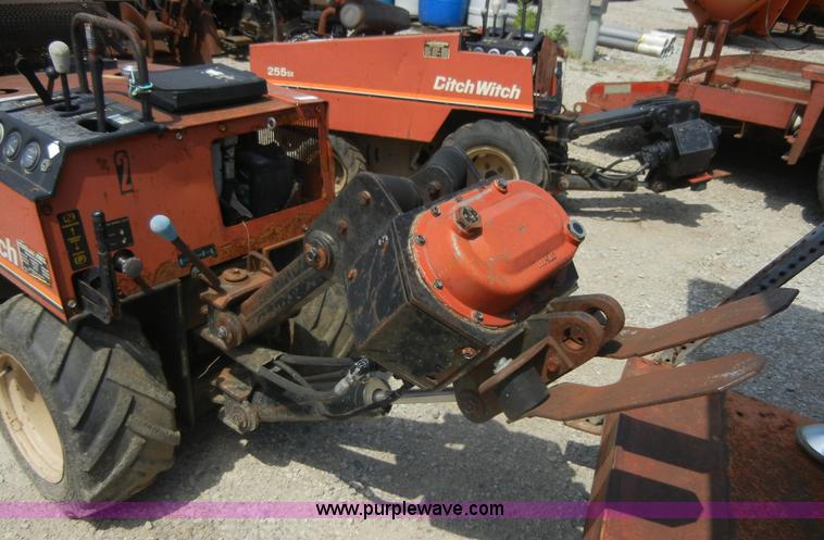 image for item A3031 Ditch Witch 255SX vibratory plow