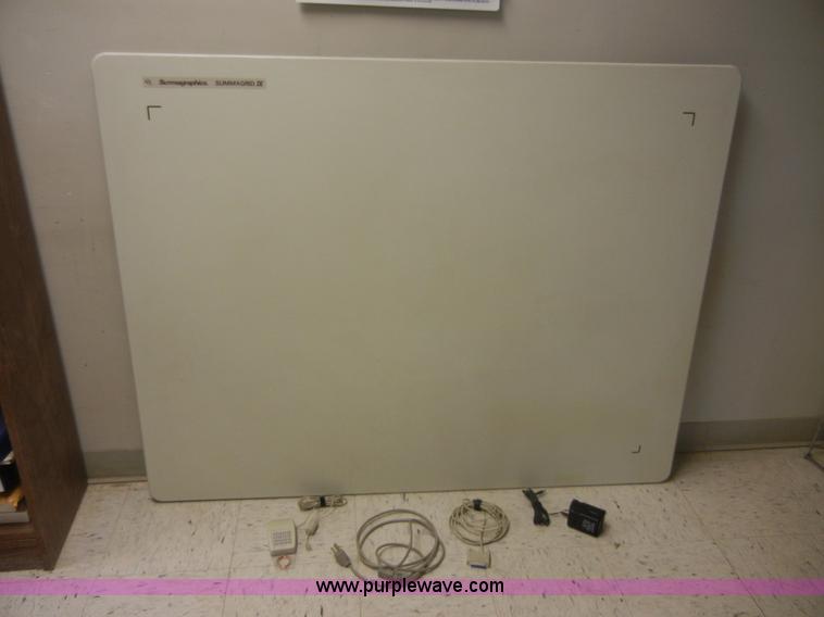 Summagraphics Summagrid IV digitizing table in Olathe, KS Item A3034
