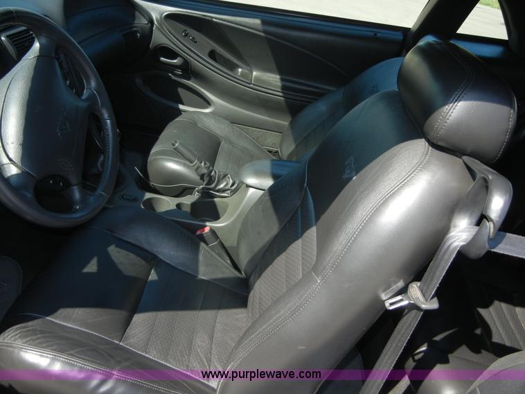 image for item A3043 2003 Ford Mustang GT convertible