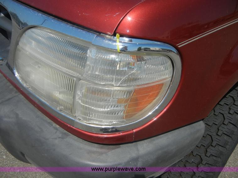 image for item A3044 1999 Ford Explorer XLT SUV