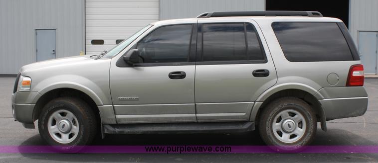 image for item A3067 2008 Ford Expedition XLT SUV
