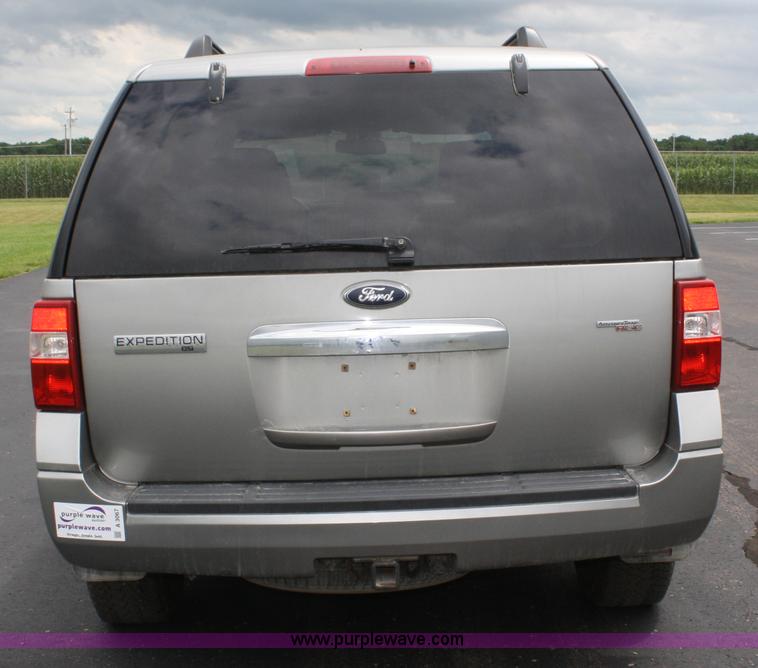 image for item A3067 2008 Ford Expedition XLT SUV