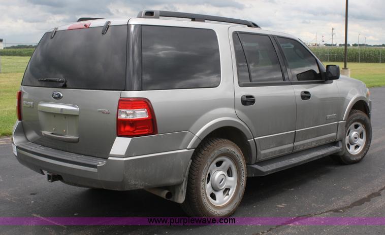 image for item A3067 2008 Ford Expedition XLT SUV