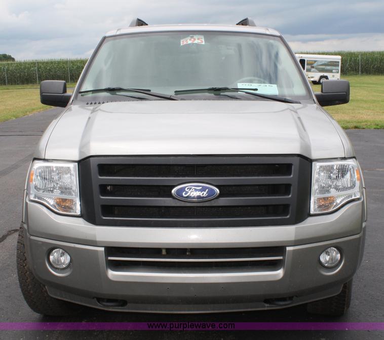 image for item A3067 2008 Ford Expedition XLT SUV