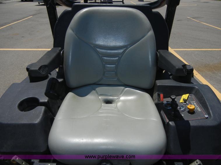 image for item A3071 2005 Toro Z Master zero turn mower