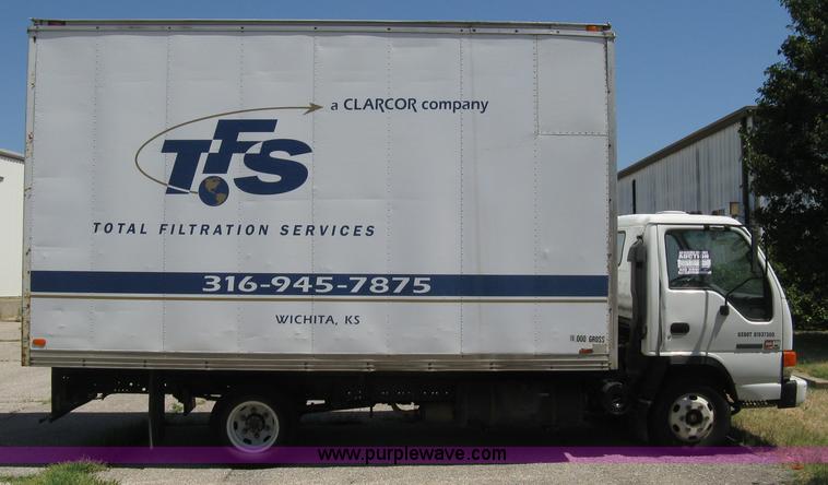 image for item A4273 1997 GMC W4 box truck