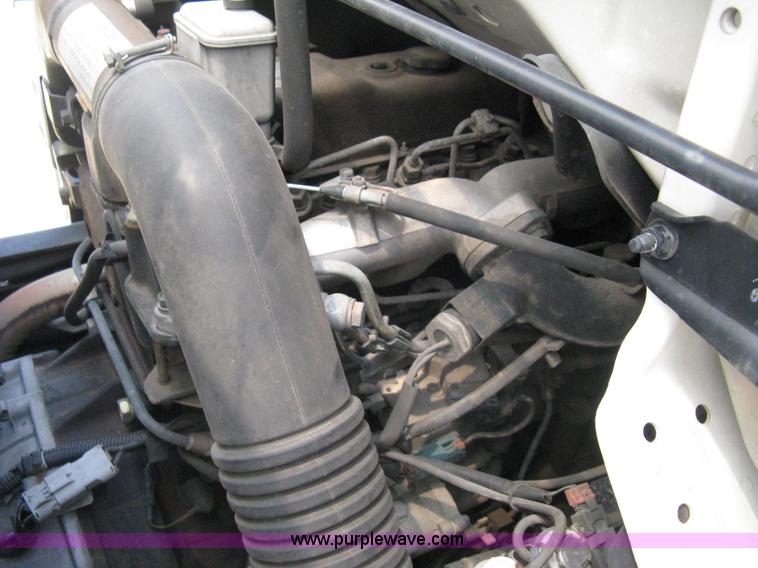 image for item A4273 1997 GMC W4 box truck