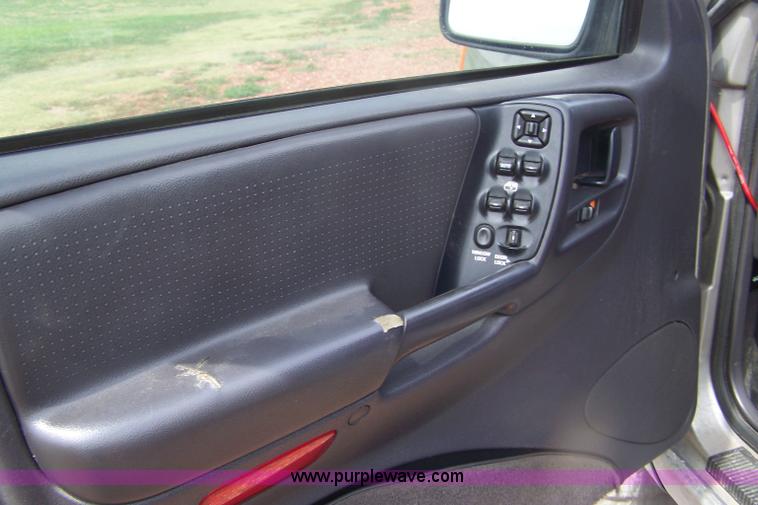 image for item A4582 1997 Jeep Grand Cherokee Laredo SUV