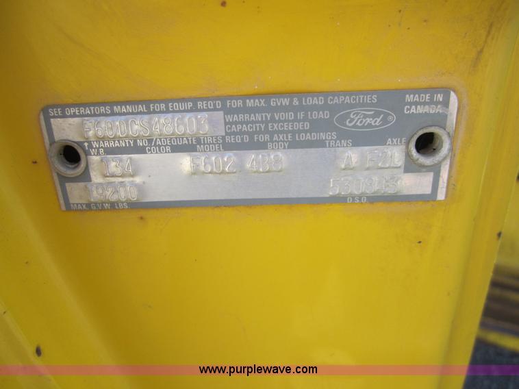 image for item A4767 1973 Ford F600 dump truck