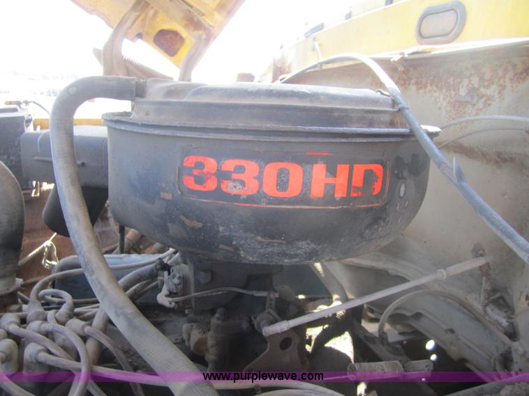 image for item A4767 1973 Ford F600 dump truck