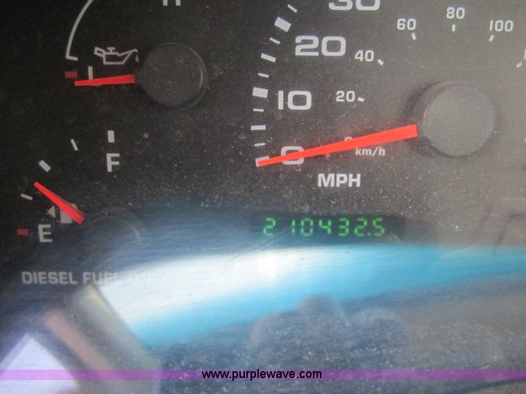 image for item A4786 2002 Ford F350 XL Super Duty pickup truck