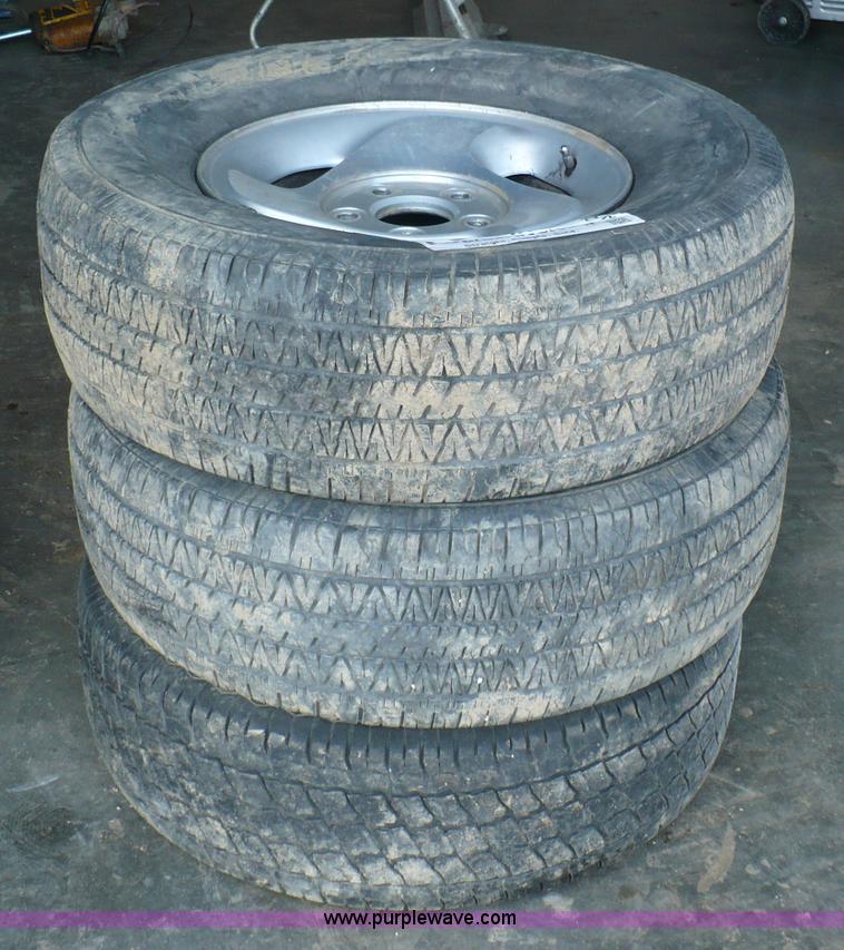 image for item A4828 (4) tires and alloy wheels