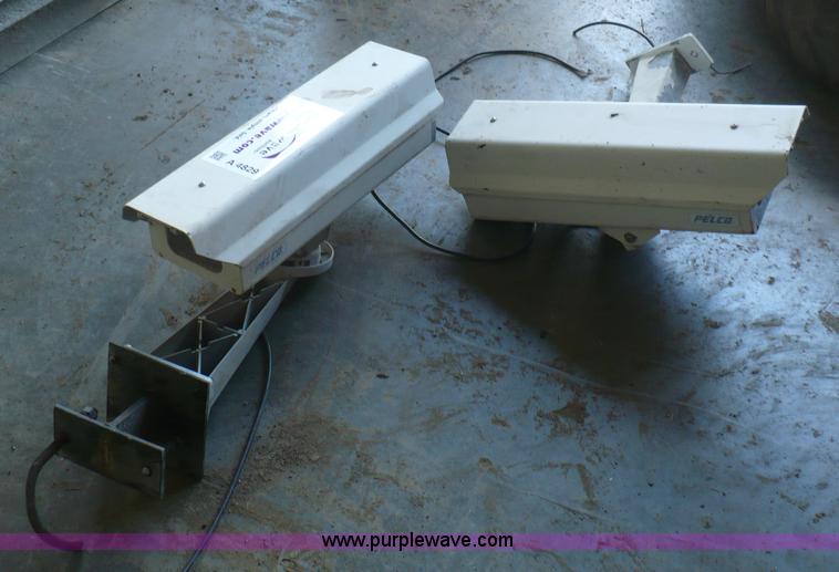 image for item A4829 (2) Pelco surveillance cameras
