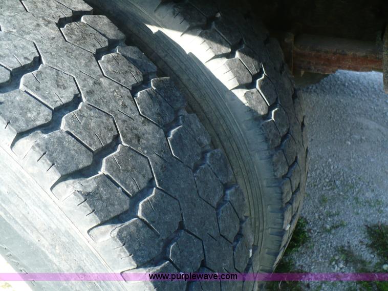 image for item A4897 1997 Freightliner FL70 box truck