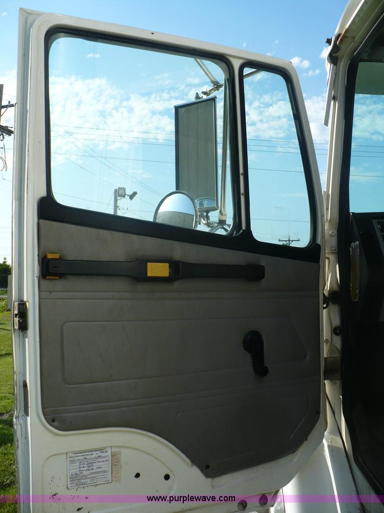 image for item A4897 1997 Freightliner FL70 box truck