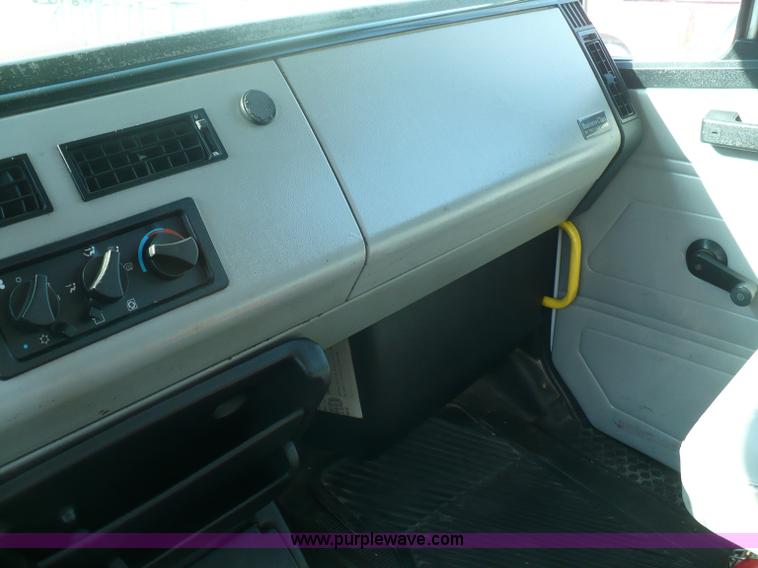 image for item A4897 1997 Freightliner FL70 box truck