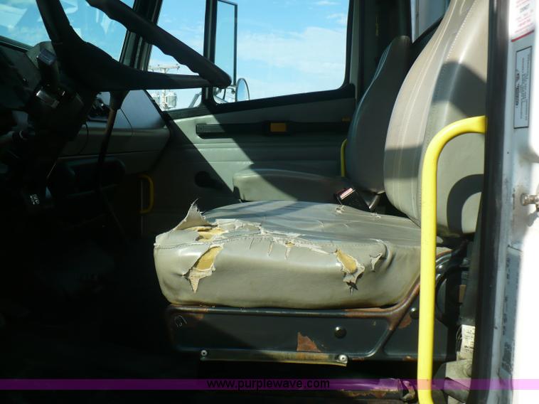 image for item A4897 1997 Freightliner FL70 box truck