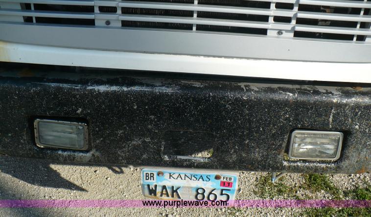 image for item A4897 1997 Freightliner FL70 box truck