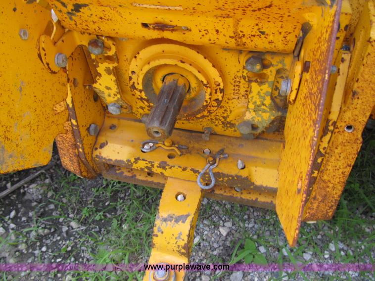 image for item A4904 1991 John Deere 2755 tractor