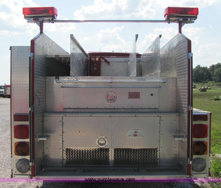 image for item A5071 1993 International 2674 fire truck