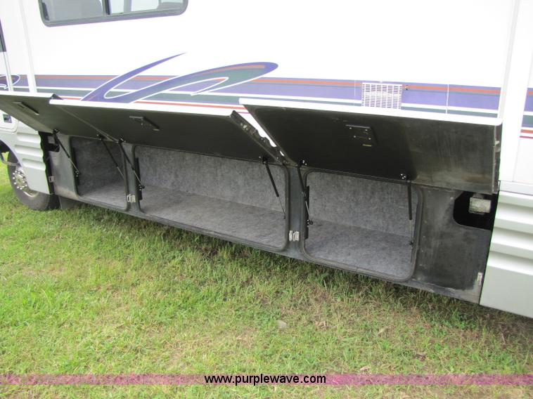 image for item A5093 1998 Winnebago Chieftain RV motor home