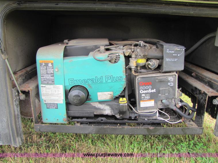 image for item A5093 1998 Winnebago Chieftain RV motor home